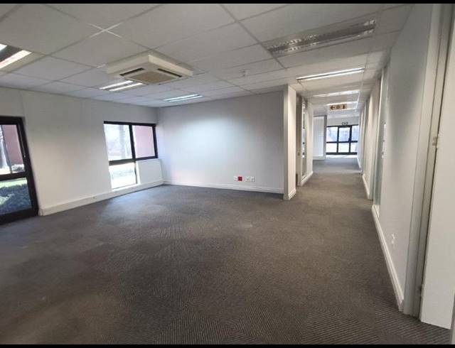 BUSINESS PROPERTY TO RENT IN WELTEVREDEN PARK